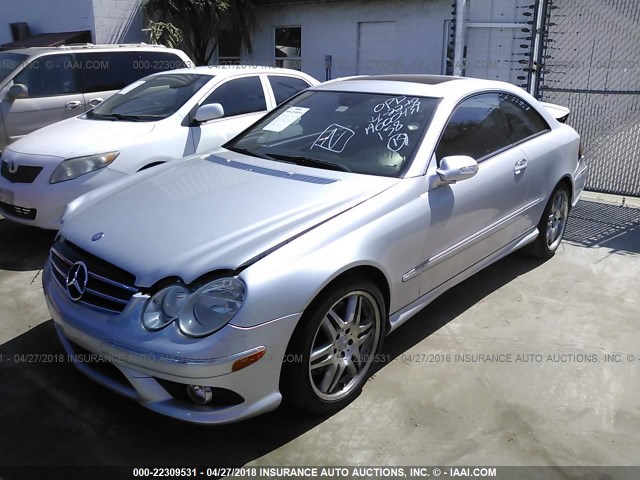 WDBTJ72J37F209697 - 2007 MERCEDES-BENZ CLK 550 SILVER photo 2