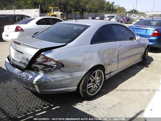 WDBTJ72J37F209697 - 2007 MERCEDES-BENZ CLK 550 SILVER photo 6