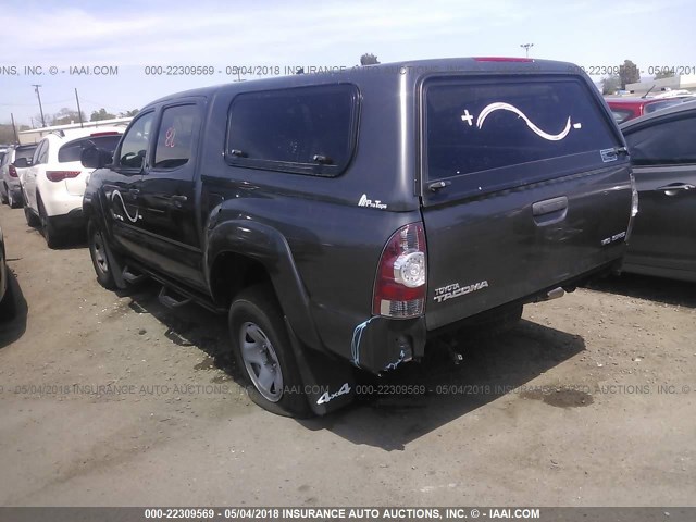 3TMLU4EN0EM135965 - 2014 TOYOTA TACOMA DOUBLE CAB ნაცრისფერი ფოტო 3