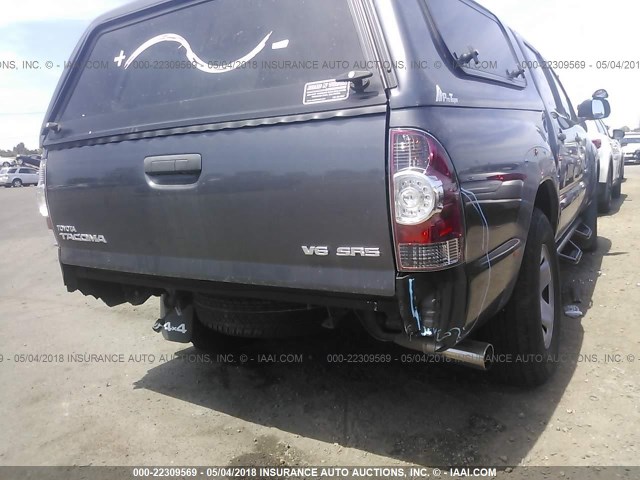 3TMLU4EN0EM135965 - 2014 TOYOTA TACOMA DOUBLE CAB ნაცრისფერი ფოტო 5