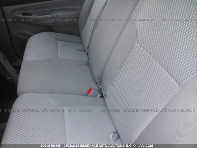 3TMLU4EN0EM135965 - 2014 TOYOTA TACOMA DOUBLE CAB ნაცრისფერი ფოტო 8