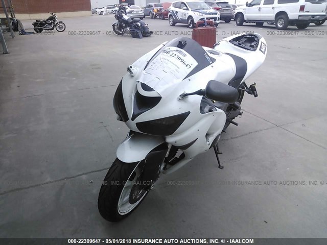 JKBZXJD116A001534 - 2006 KAWASAKI ZX636 C1 WHITE photo 2