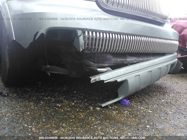 5LMFU27595LJ18106 - 2005 LINCOLN NAVIGATOR 绿色 照片 6