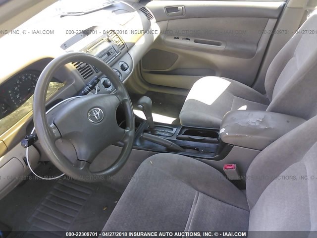 JTDBE32K930173255 - 2003 TOYOTA CAMRY LE/XLE GOLD photo 5