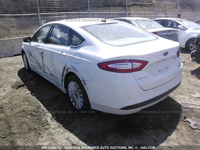 3FA6P0LU6GR241193 - 2016 FORD FUSION SE HYBRID WHITE photo 3