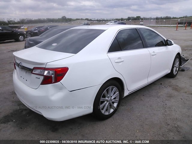 4T1BK1FK9CU517839 - 2012 TOYOTA CAMRY SE/XLE WHITE photo 4