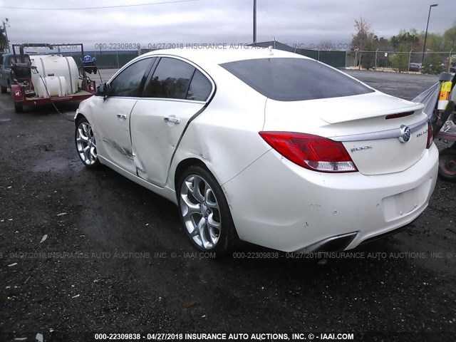 2G4GV5GV5C9204717 - 2012 BUICK REGAL GS WHITE photo 3