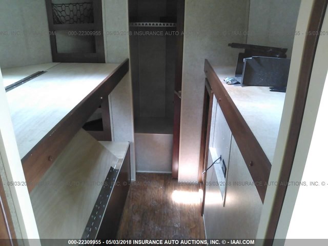 4X4TRLF25E1858167 - 2014 FOREST RIVER ROCKWOOD WINDJAMMER  棕色 照片 5