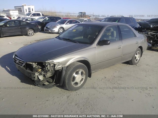 4T1BG22K2YU669417 - 2000 TOYOTA CAMRY CE/LE/XLE TAN photo 2