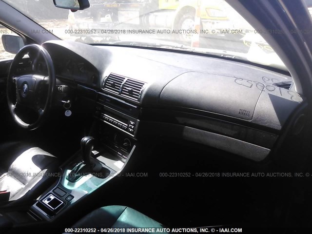 WBADT43431GX22390 - 2001 BMW 525 I AUTOMATIC BLACK photo 5