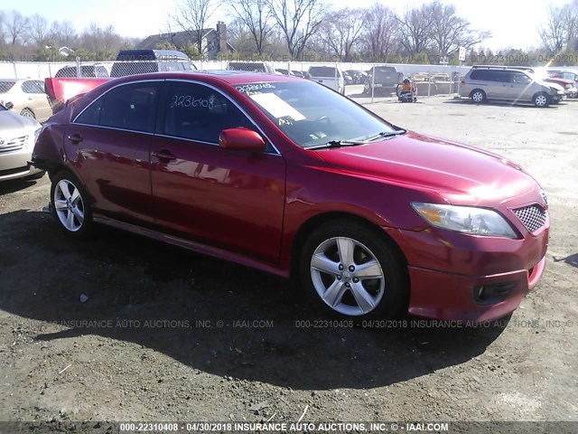 4T1BF3EK9BU702831 - 2011 TOYOTA CAMRY SE/LE/XLE 红色 照片 1