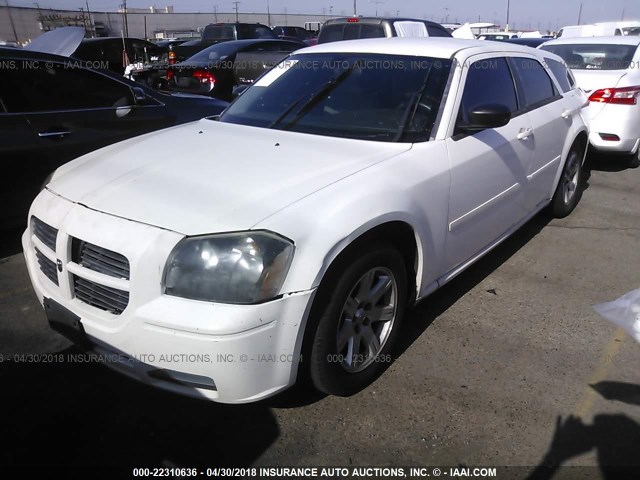 2D4FV47T66H403748 - 2006 DODGE MAGNUM SE WHITE photo 2