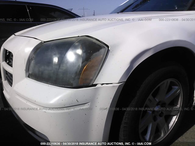 2D4FV47T66H403748 - 2006 DODGE MAGNUM SE WHITE photo 6