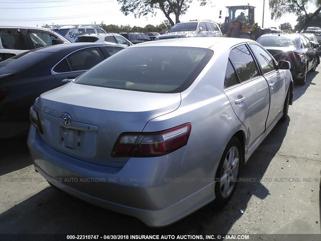 4T1BE46K47U012886 - 2007 TOYOTA CAMRY NEW GENERAT CE/LE/XLE/SE SILVER photo 4