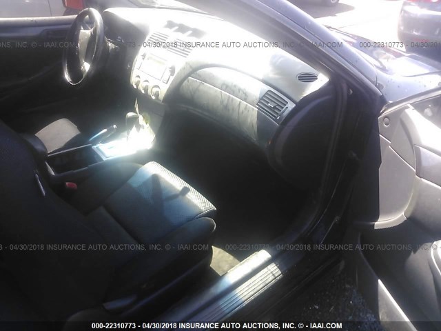 4T1CE38P84U950148 - 2004 TOYOTA CAMRY SOLARA SE/SLE შავი ფოტო 5