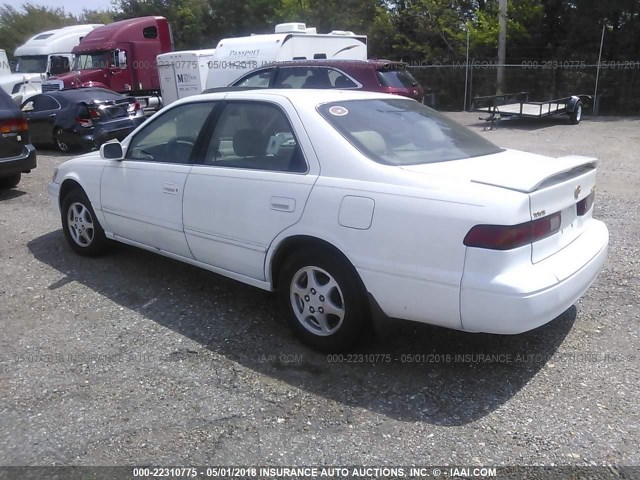 4T1BG22K1WU220467 - 1998 TOYOTA CAMRY CE/LE/XLE 白色 照片 3