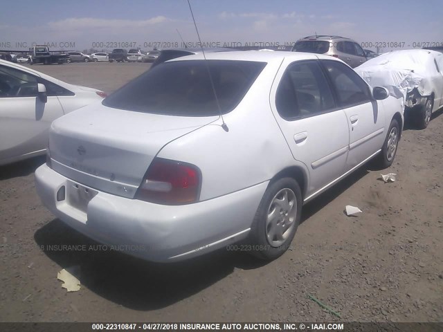 1N4DL01DXXC222599 - 1999 NISSAN ALTIMA XE/GXE/SE/GLE WHITE photo 4