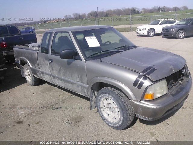 1GTCS1948Y8194597 - 2000 GMC SONOMA Champagne photo 1