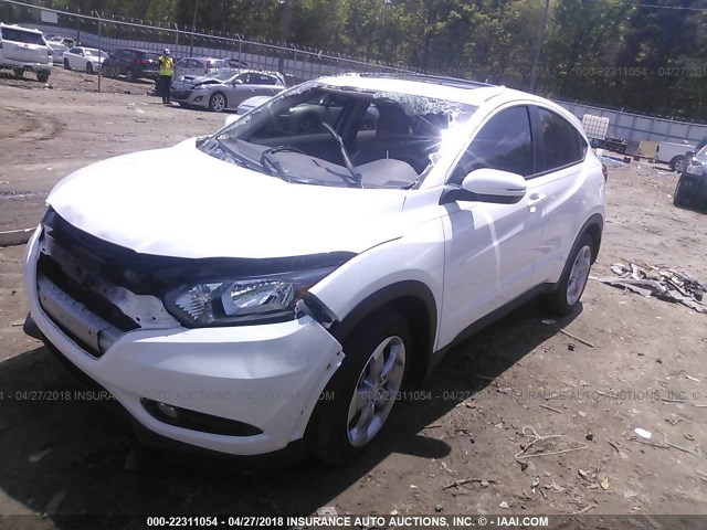 3CZRU6H55HM708553 - 2017 HONDA HR-V EX WHITE photo 2