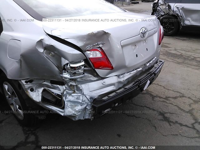 4T1BE46K69U340698 - 2009 TOYOTA CAMRY SE/LE/XLE SILVER photo 6