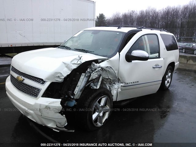 1GNSKKE33BR174345 - 2011 CHEVROLET SUBURBAN K1500 LTZ WHITE photo 6