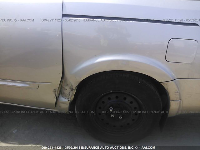 5N1BV28U94N368680 - 2004 NISSAN QUEST S/SE/SL GOLD photo 6