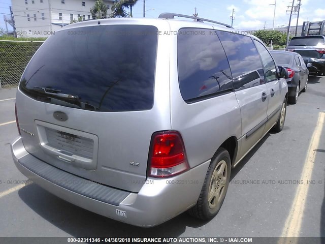 2FMZA51635BA03769 - 2005 FORD FREESTAR SE SILVER photo 4