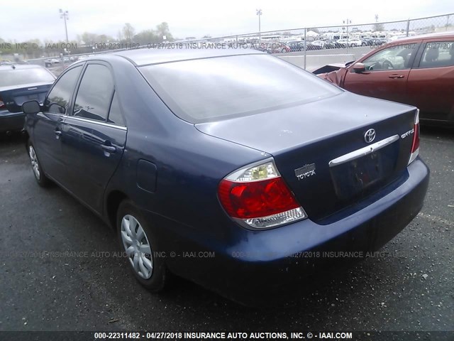 4T1BE30K65U026577 - 2005 TOYOTA CAMRY LE/XLE/SE 蓝色 照片 3