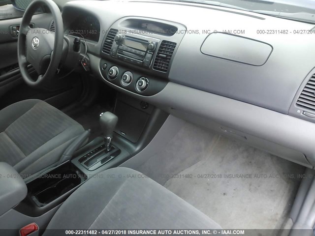 4T1BE30K65U026577 - 2005 TOYOTA CAMRY LE/XLE/SE 蓝色 照片 5