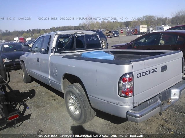 1B7GL22X7XS163092 - 1999 DODGE DAKOTA SILVER photo 3