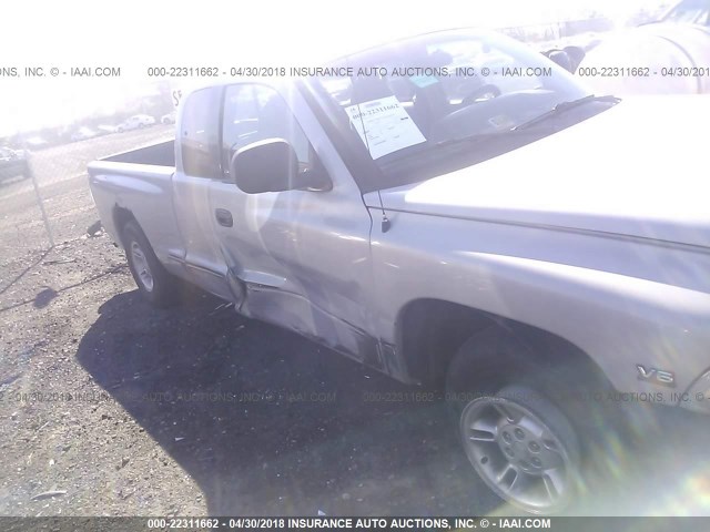 1B7GL22X7XS163092 - 1999 DODGE DAKOTA SILVER photo 6