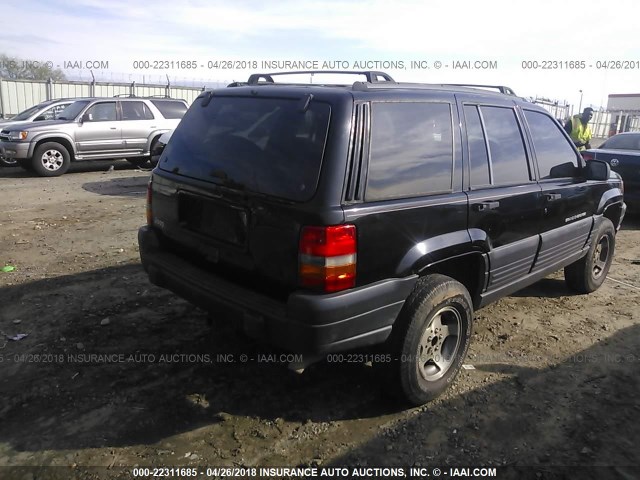 1J4FX58S0WC321482 - 1998 JEEP GRAND CHEROKEE LAREDO/TSI BLACK photo 4