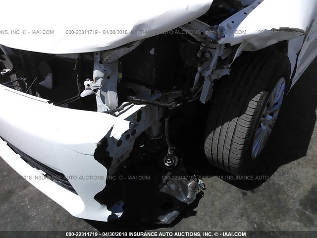 4T4BF1FK7CR257452 - 2012 TOYOTA CAMRY SE/LE/XLE WHITE photo 6