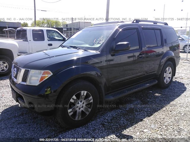 5N1AR18U07C626501 - 2007 NISSAN PATHFINDER LE/SE/XE შავი ფოტო 2