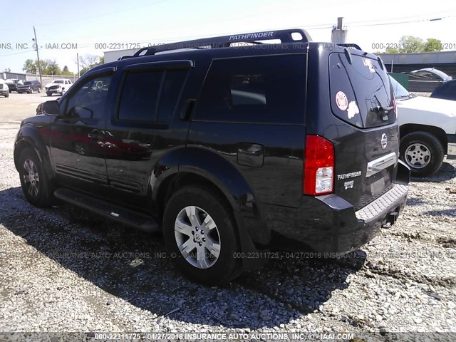 5N1AR18U07C626501 - 2007 NISSAN PATHFINDER LE/SE/XE შავი ფოტო 3