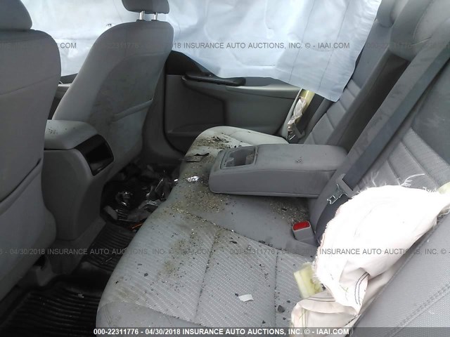 4T1BF1FK5HU710162 - 2017 TOYOTA CAMRY LE/XLE/SE/XSE BLUE photo 8