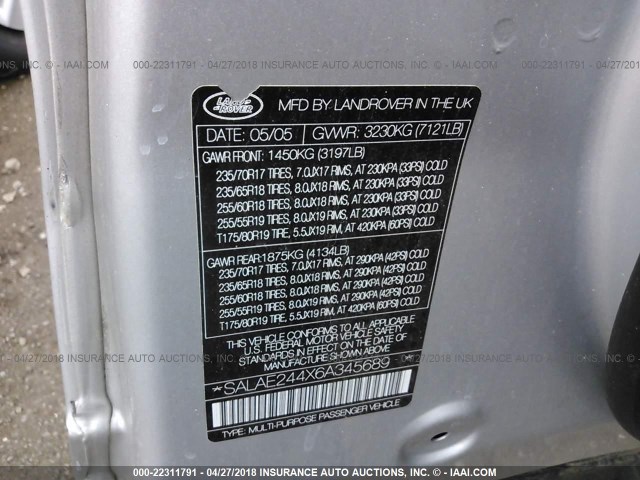 SALAE244X6A345689 - 2006 LAND ROVER LR3 SILVER photo 9