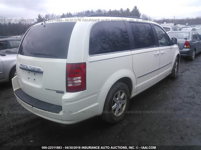 2A4RR5D14AR289463 - 2010 CHRYSLER TOWN & COUNTRY TOURING WHITE photo 4