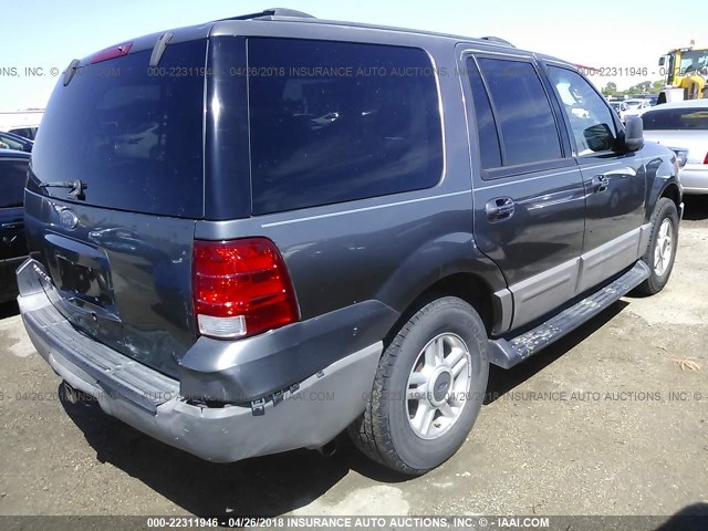1FMEU15W13LA53656 - 2003 FORD EXPEDITION XLT Grün Foto 4