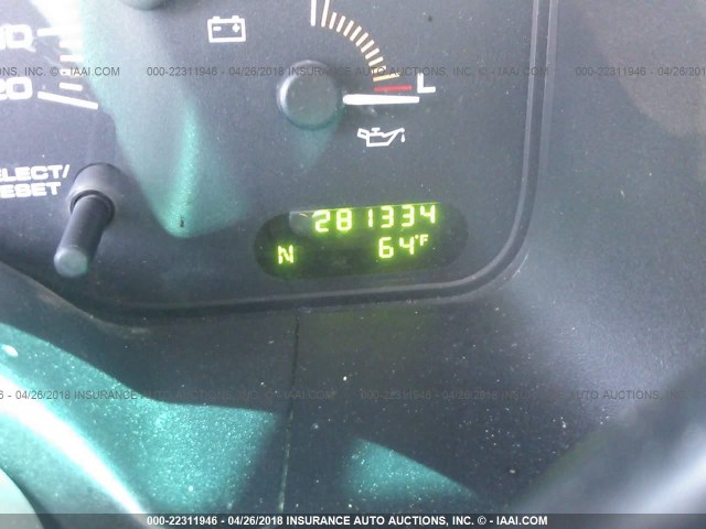 1FMEU15W13LA53656 - 2003 FORD EXPEDITION XLT Grün Foto 7