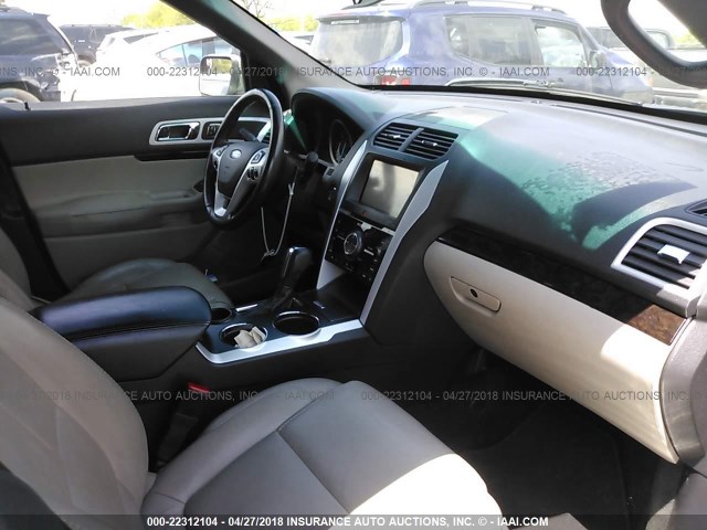 1FMHK7F86BGA69543 - 2011 FORD EXPLORER LIMITED Gümüş foto 5