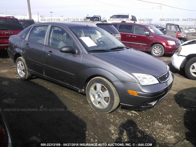 1FAHP34N87W188558 - 2007 FORD FOCUS ZX4/S/SE/SES GRAY photo 1