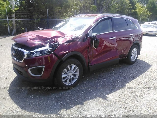 5XYPG4A32JG395157 - 2018 KIA SORENTO LX/L RED photo 2