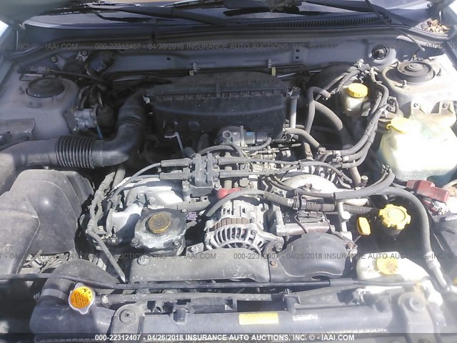 JF1SF65602H732548 - 2002 SUBARU FORESTER S 银色 照片 10