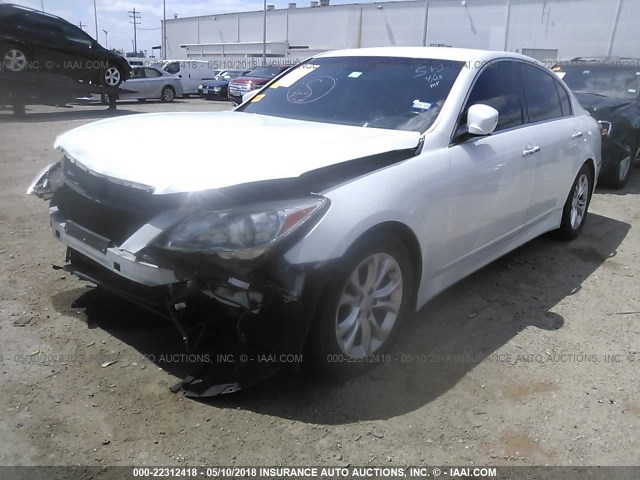 KMHGC4DD9DU223965 - 2013 HYUNDAI GENESIS 3.8L WHITE photo 2