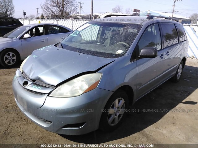 5TDZA23CX6S448418 - 2006 TOYOTA SIENNA CE/LE Light Blue photo 2