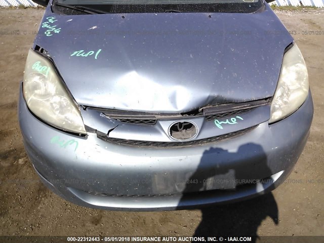 5TDZA23CX6S448418 - 2006 TOYOTA SIENNA CE/LE Light Blue photo 6