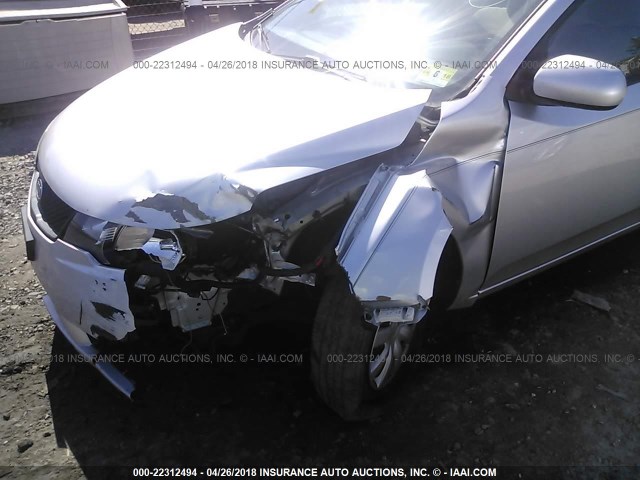 KNAFT4A28A5808199 - 2010 KIA FORTE LX SILVER photo 6