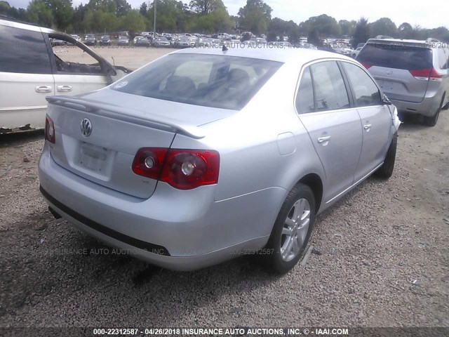 3VWEF71K27M082394 - 2007 VOLKSWAGEN JETTA WOLFSBURG 银色 照片 4