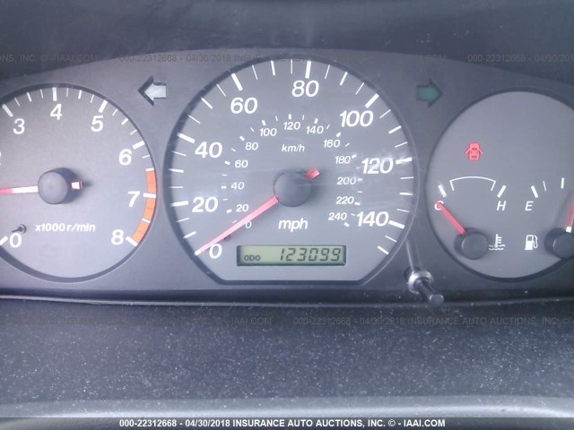 1YVGF22CX25282289 - 2002 MAZDA 626 LX WHITE photo 7